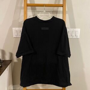 FEAR OF GOD ESSENTIALS Black Oversized T-Shirt Men Size S Fits like XXL Men